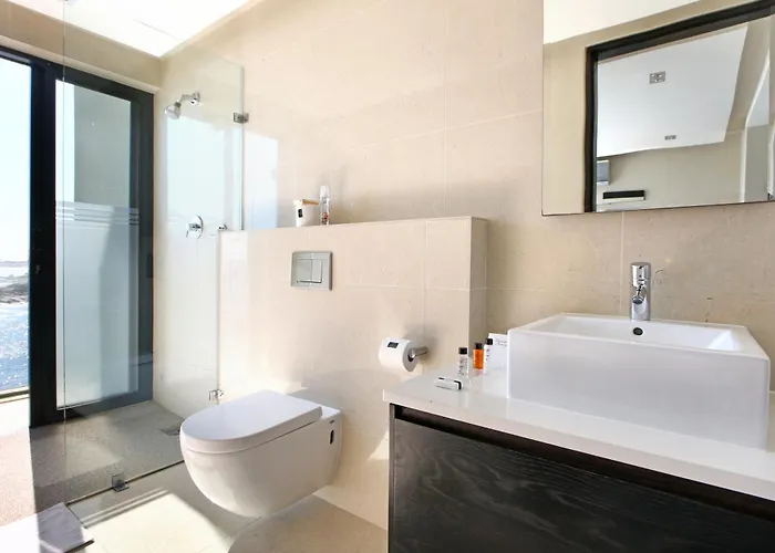 Azamare Guest House