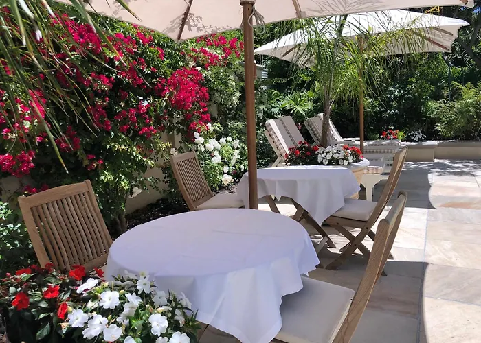 Constantia Valley Lodge